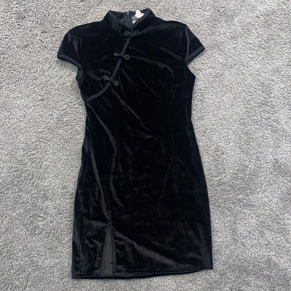 Black velvet oriental mini dress